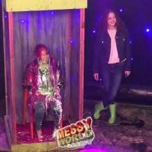 LiquidX: Giant Human Dot 2 Dot Game with Gunge