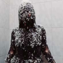 RevSlymsford: Nanita Covers Herself In Fake Tar Then Feathers