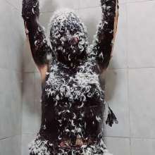 RevSlymsford: Nanita Covers Herself In Fake Tar Then Feathers