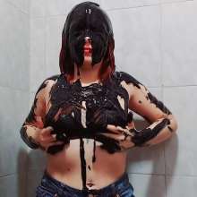 RevSlymsford: Nanita Covers Herself In Fake Tar Then Feathers
