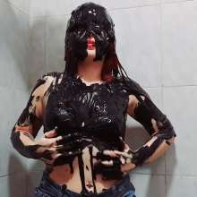 RevSlymsford: Nanita Covers Herself In Fake Tar Then Feathers