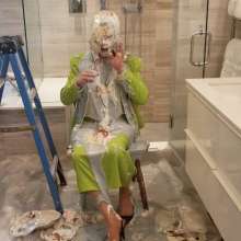 hope: When I saw this skirt suit I knew it had to be messy!