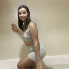 WetPlace: Stunning Anny Hot Shower In Hotel Room