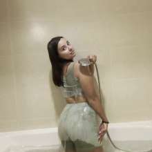 WetPlace: Stunning Anny Hot Shower In Hotel Room