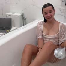 WetPlace: Stunning Anny Lovely Shower In Hotel Room