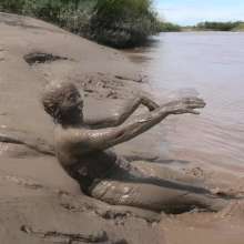 DungeonMasterOne: Violet Vixen and Isabeau, the 1980s Mud Dancers!