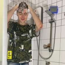 WetlookerUpdates: Wet guys on Wetlooker!