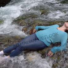 Ag Italian Wetlook: Leyla in river with jeans, white&pink Nike, socks, sweater