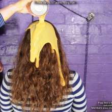 DungeonMasterOne: Maria and Honeysuckle in Jeans Filling Fun!