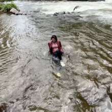 wet.look.me: Wetlook girl in leather jacket and jeans | Wetlook.biz
