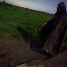 Swamp Angel: 79 Mud Latex Cape Moon