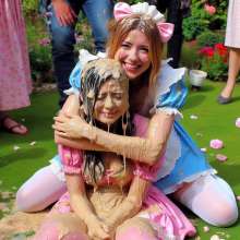 messg: Maids--Pink or Blue?