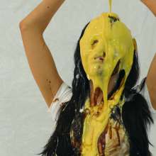 HotWamHD: Antonia's Messy Modelling Masterclass now in UMD store!