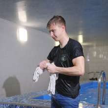 WetlookerUpdates: Wet guys on Wetlooker!