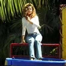 wamtec: Dunk Tank Divas--Taylor in Jeans