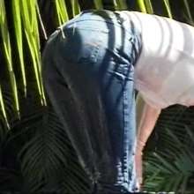 wamtec: Dunk Tank Divas--Taylor in Jeans