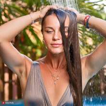 007buddy: Wet Hair Lovers?