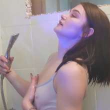WetPlace: Marina Shower in Jeans Shorts