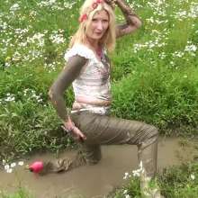 custardcouple: Mud Slut 3