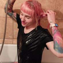 Get Your Snaps: Pinkie takes a shower in fully-clothed at home