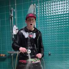 vstyle83: Pool Time in Sagging Cargo Pants and Nike Jordans