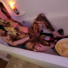 Slutty_Jezebel: Syrup and Batter Fun