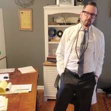 zave66: The Doctor Is In... (In the Shower)