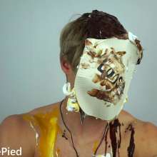 Cutiepied-production: Alain : Surfer Is Messed