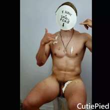 Cutiepied-production: Alain : Surfer Is Messed