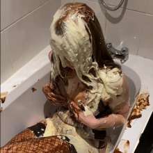 WetandMessyEllie: Bts-big Facial After Bathtub Cake Batter Humiliation!