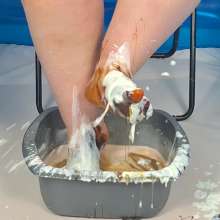 CheekyLuna: CheekyLuna's Sticky Feet