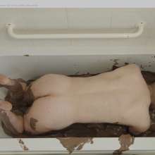 Muddddy: Brown clay on feet