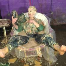 DungeonMasterOne: Eggs, Soup, Custard, Syrup: Susie's Jeans Mess Test