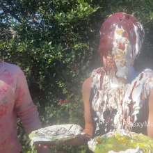 Alana SexyMessyBabes: Ellen Pied in the Park