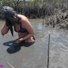 Messy Temptress: Getting Clean Is Easy, Staying Clean Is the Struggle!  (BTS)