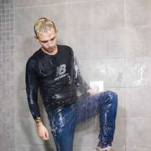 WetlookerUpdates: Wet guys on Wetlooker!