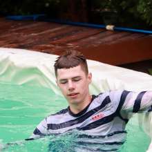 WetlookerUpdates: Wet guys on Wetlooker!