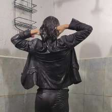 Ready2Wam Studio: Katt Gets Wet After a Job Interview