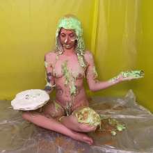RevSlymsford: Kaydens Gives You Wam Instructions Using Marshmallow Pies