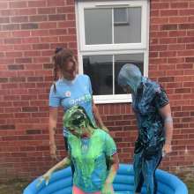 TheGungeZone: Messy Football Gunge Fun