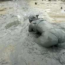 Messy Temptress: Help, I'm Stuck in the Muck!  (BTS)