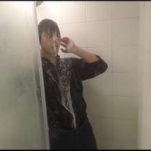 WETColours: Ross in the Shower in Shirt and Jeans including Mega Shampoo