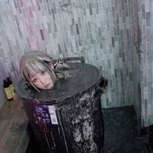 RSSRuinStreetStyle: Jirai Girl Trashes Her Mars Dress After A Full Bath In Mud and Black Slime