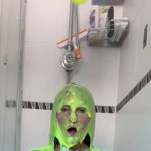 TheGungeZone: Sarah's Messy Football Forfeit