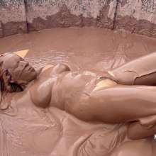 Messygirl: The Mud Slave