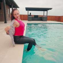 WetlookFashion: Tiffany's First Wet Business at the New Pool
