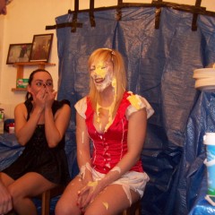 daz36: Messy session with Axa and Chloe