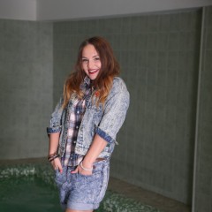 wetlookercom: 4 new girls  on wetlooker.com with 4 video