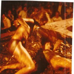 Plonk: Digging through the pits..