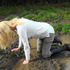 custardcouple: More Muddy Pics
